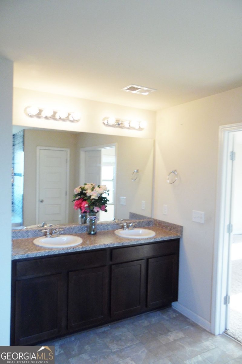 55 Silver Willow Court Covington - Photo 12