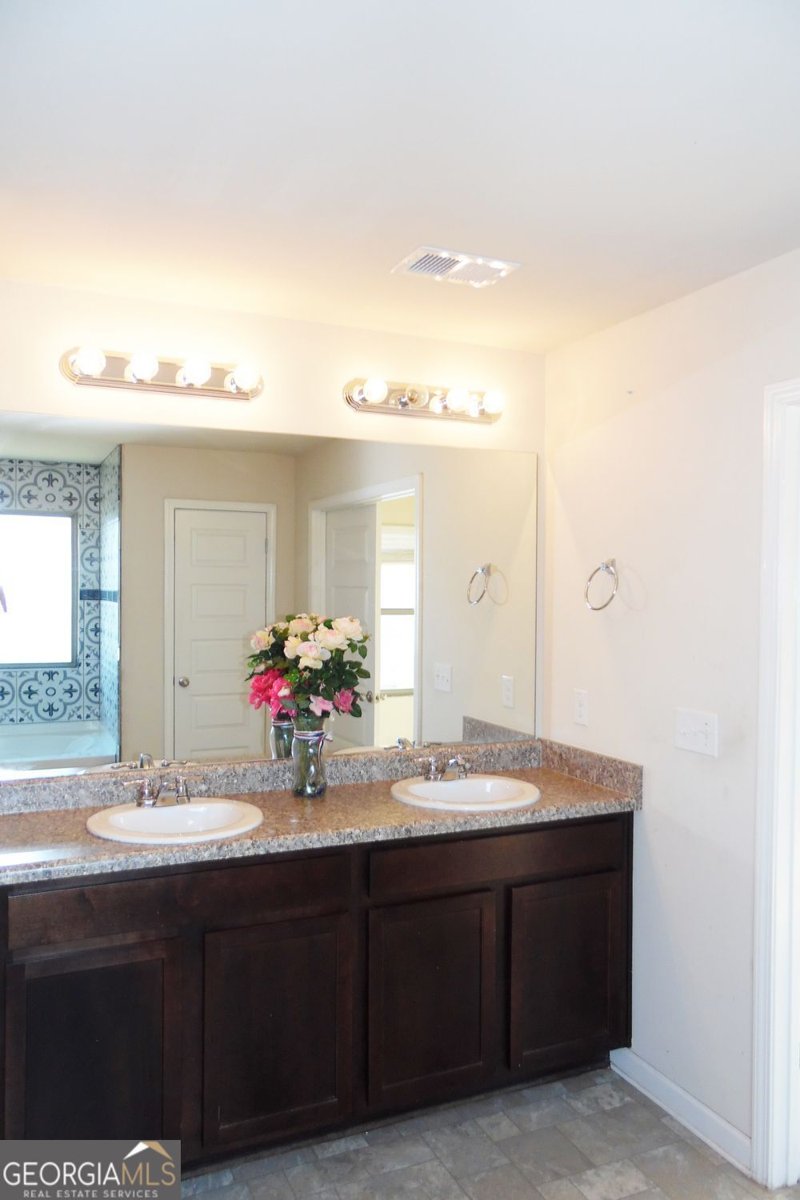 55 Silver Willow Court Covington - Photo 13