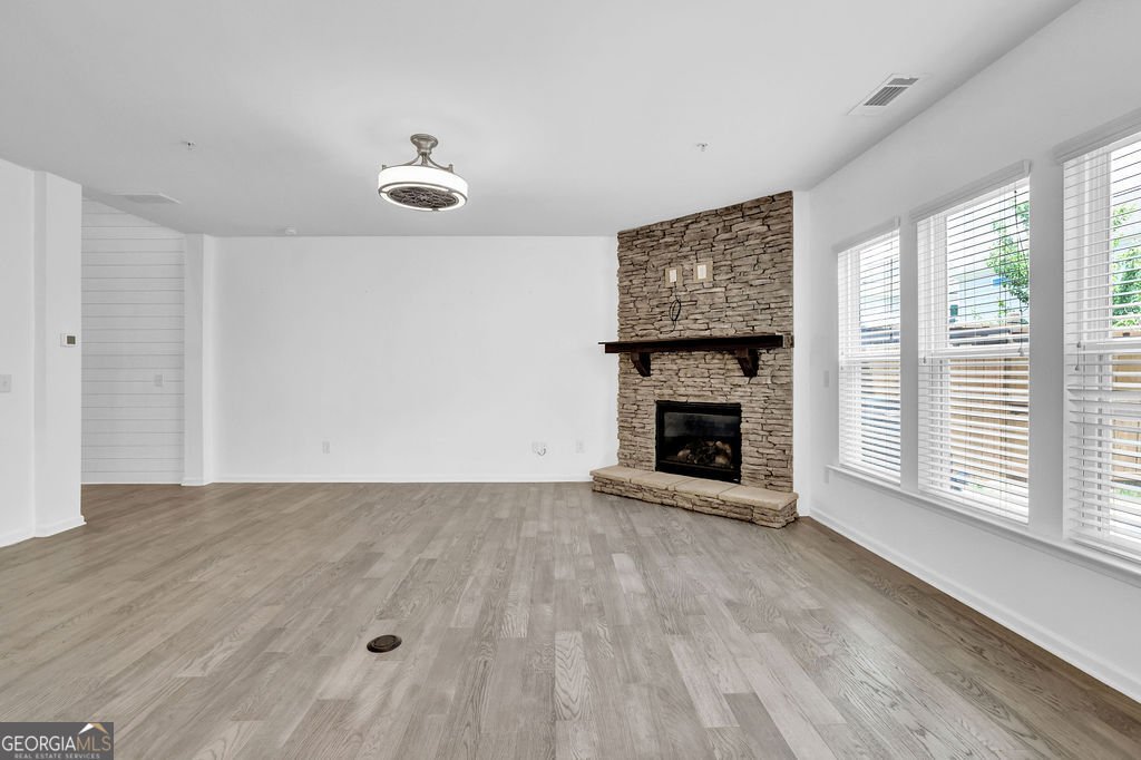 221 Ellis Lane Woodstock - Photo 10