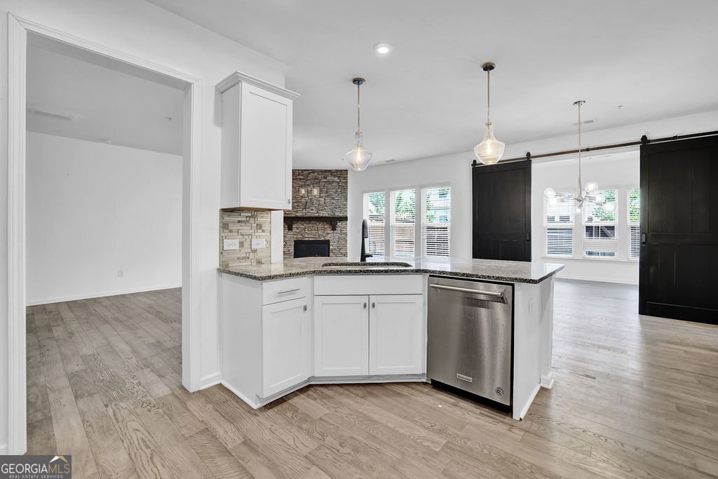 221 Ellis Lane Woodstock - Photo 17