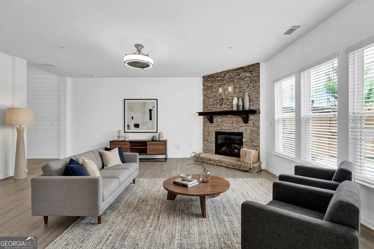 221 Ellis Lane Woodstock - Photo 9