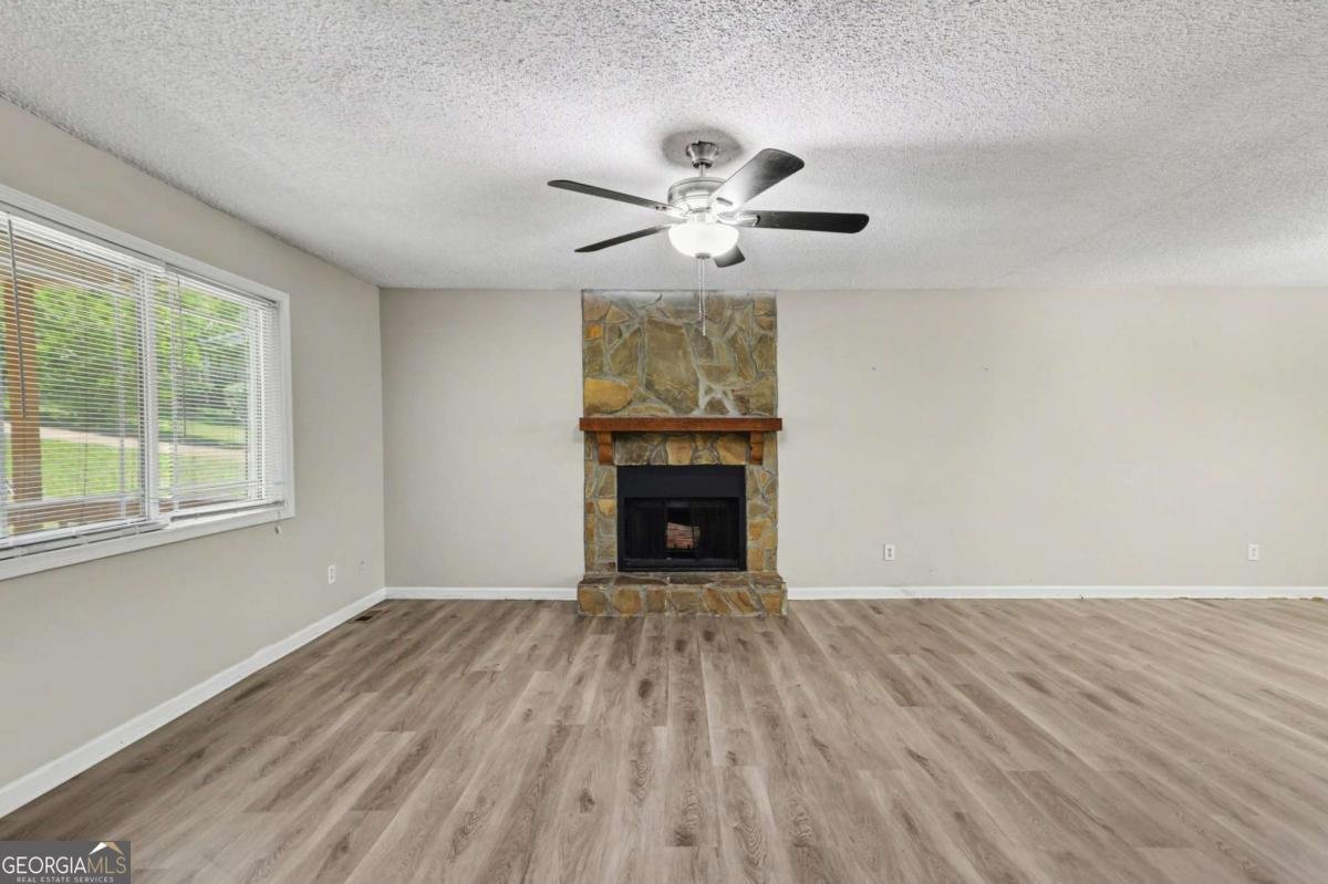 2271 Chestnut Place Lithia Springs - Photo 6