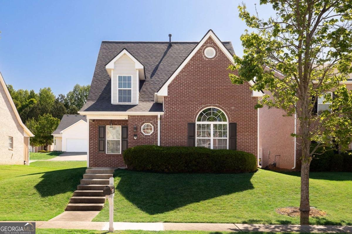 613 Armitage Way Stockbridge - Photo 1