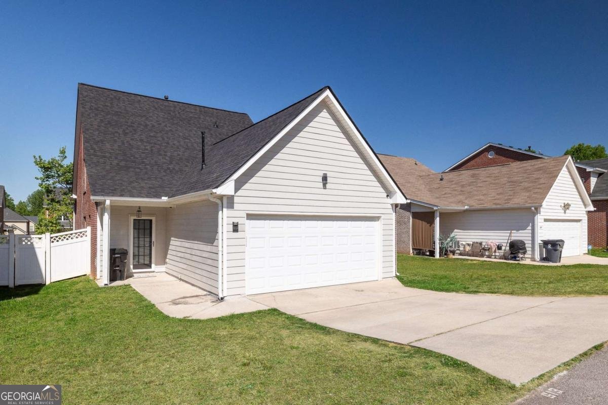 613 Armitage Way Stockbridge - Photo 27