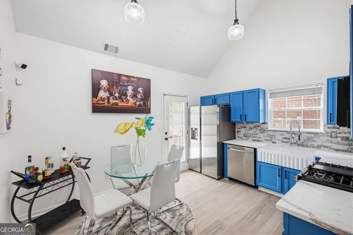 613 Armitage Way Stockbridge - Photo 8