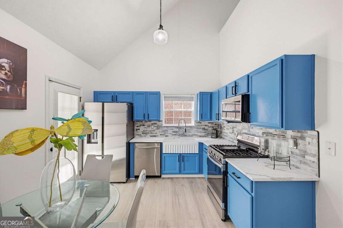 613 Armitage Way Stockbridge - Photo 9