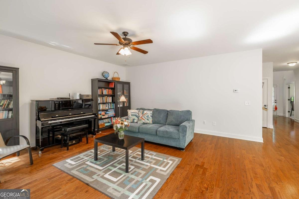 405 Township Lane Athens - Photo 6