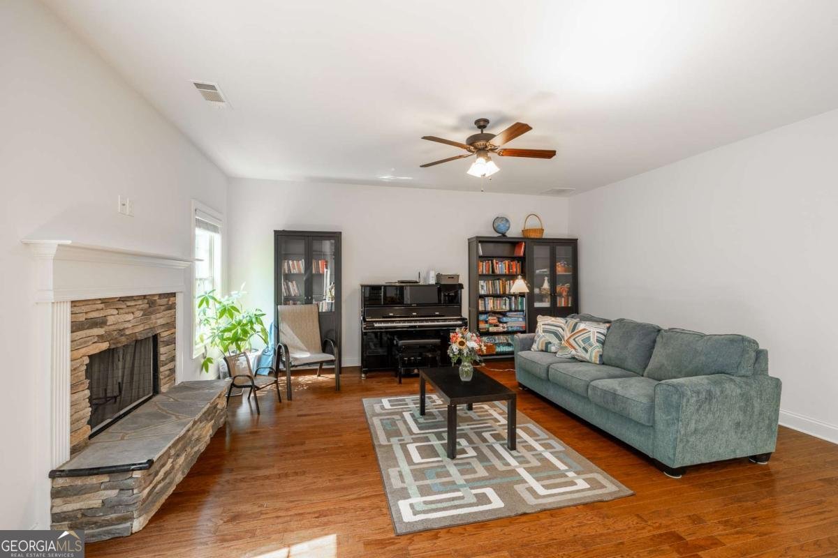 405 Township Lane Athens - Photo 7