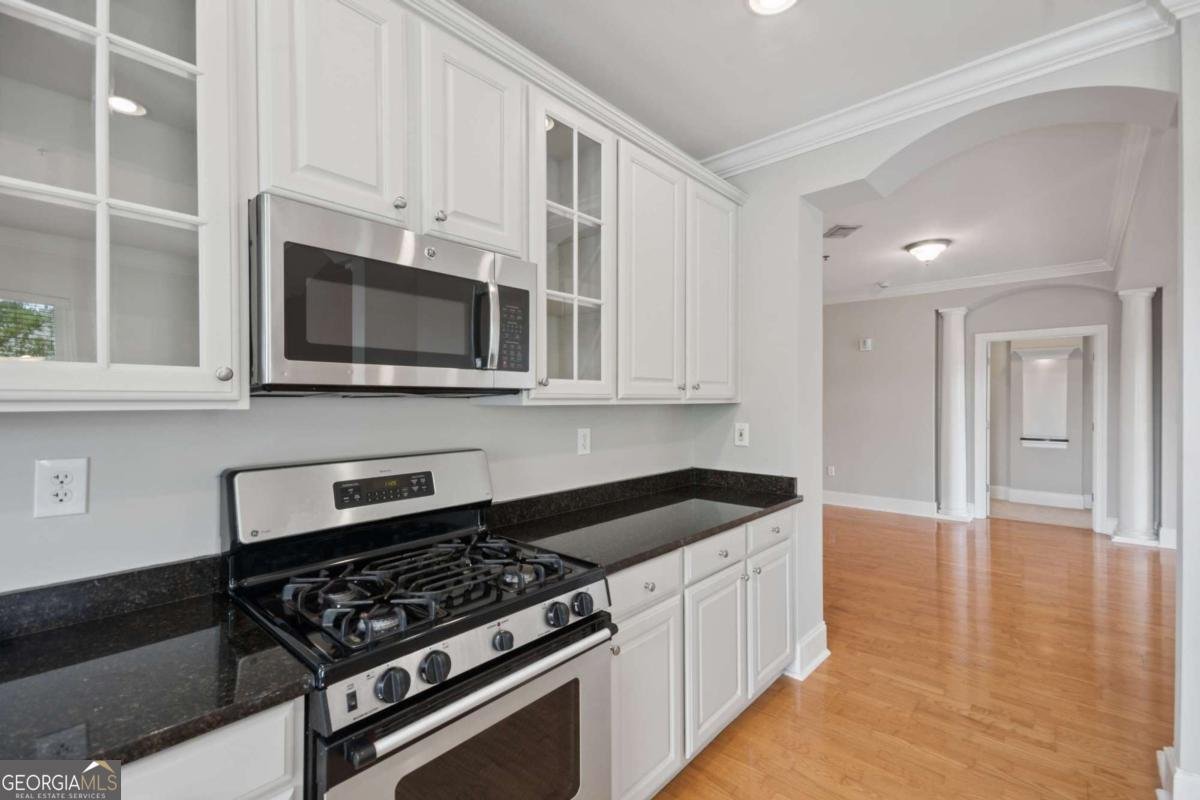 560 Dutch Valley Road Atlanta - Photo 19