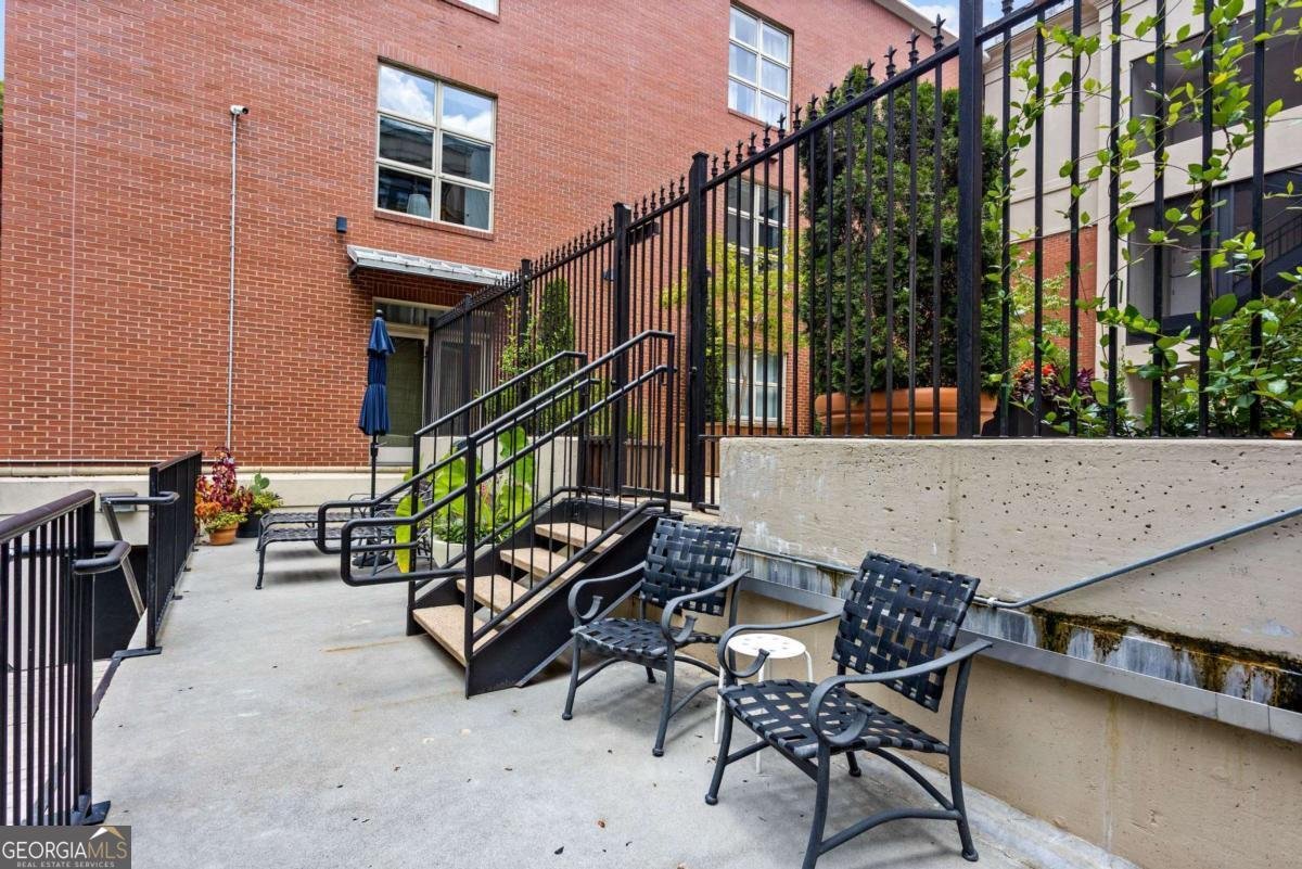 560 Dutch Valley Road Atlanta - Photo 41