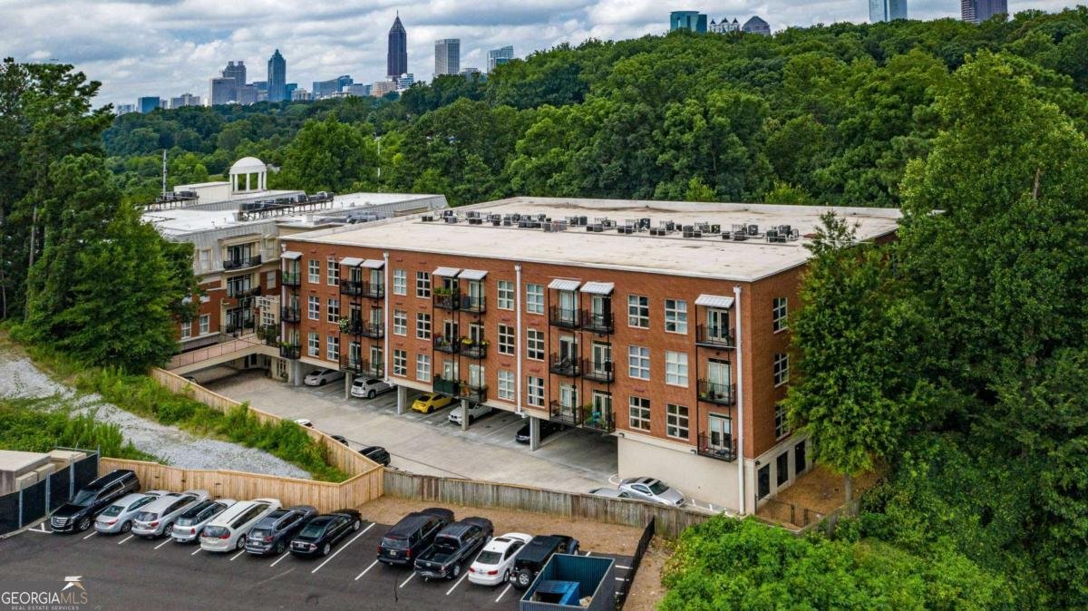 560 Dutch Valley Road Atlanta - Photo 43