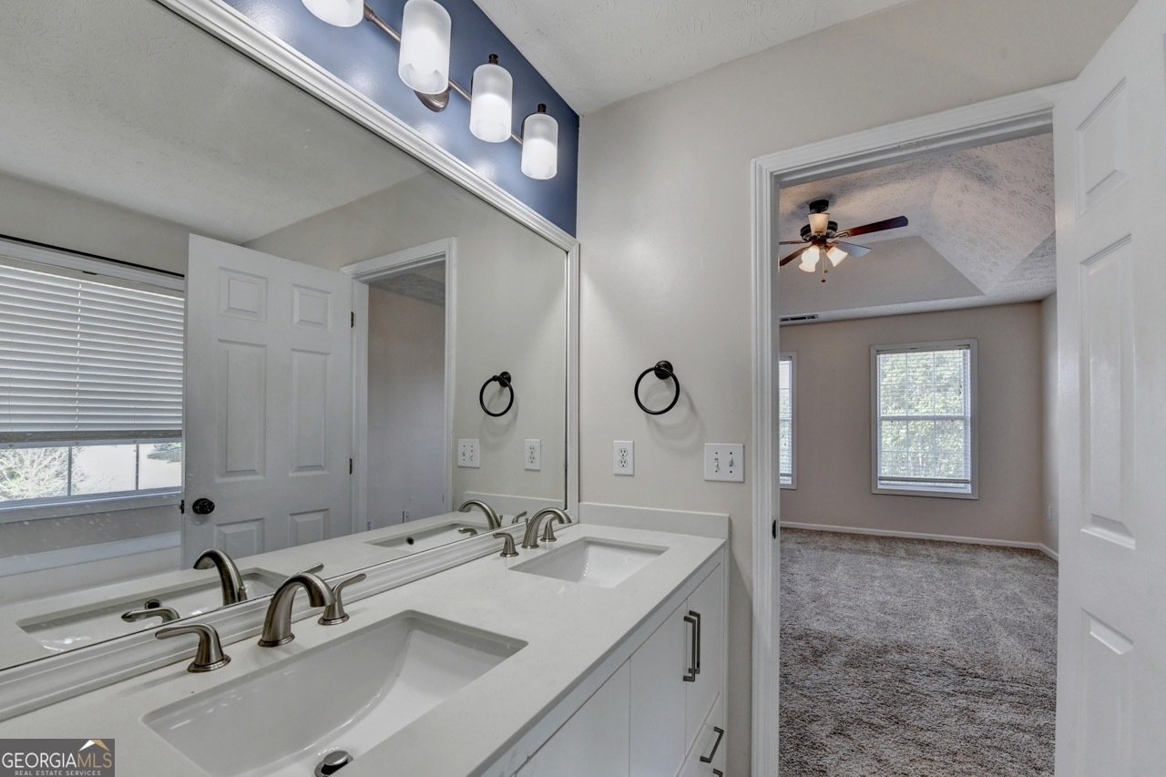 3270 Spincaster Way Loganville - Photo 19