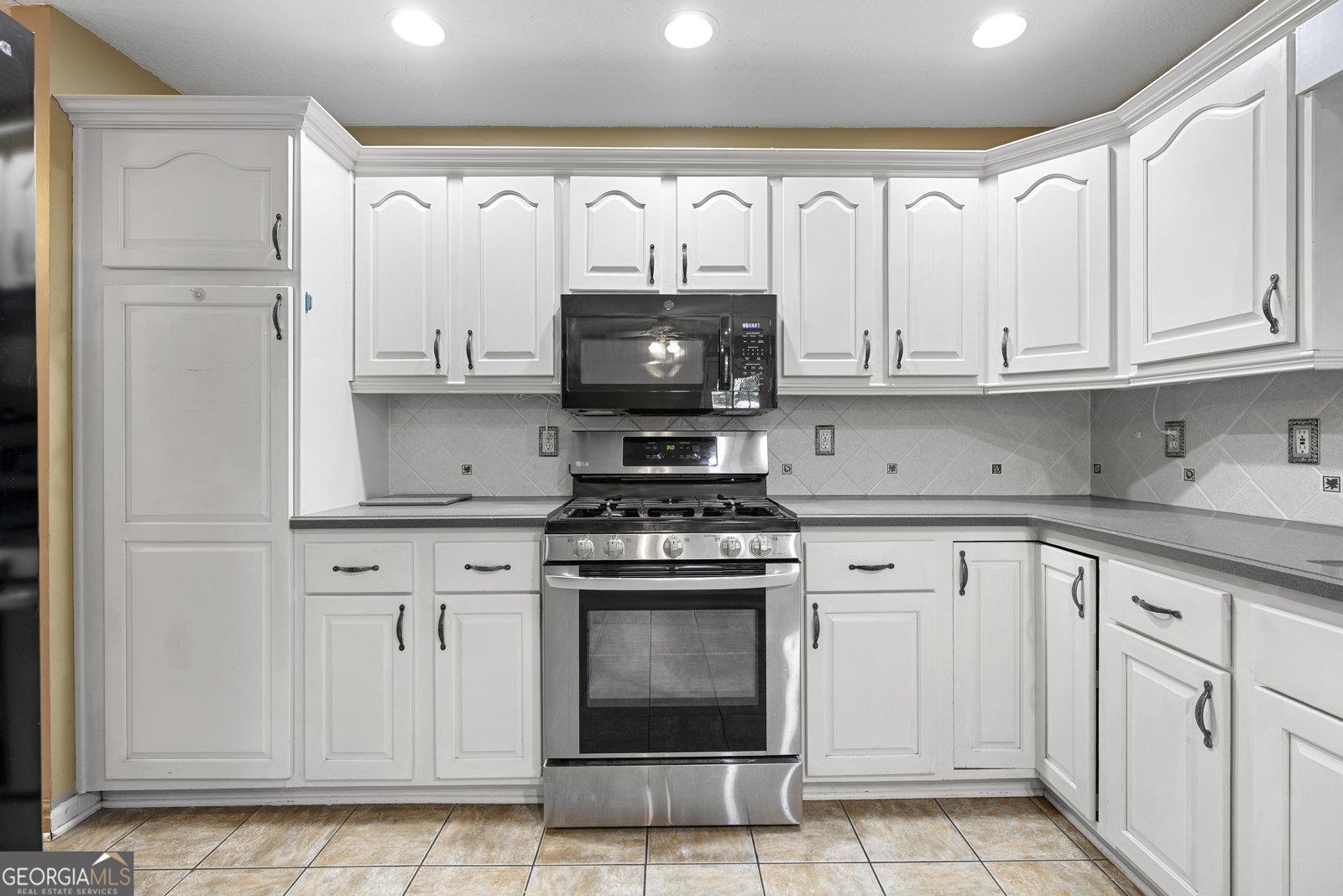 4520 Forest Green Drive Sugar Hill - Photo 11