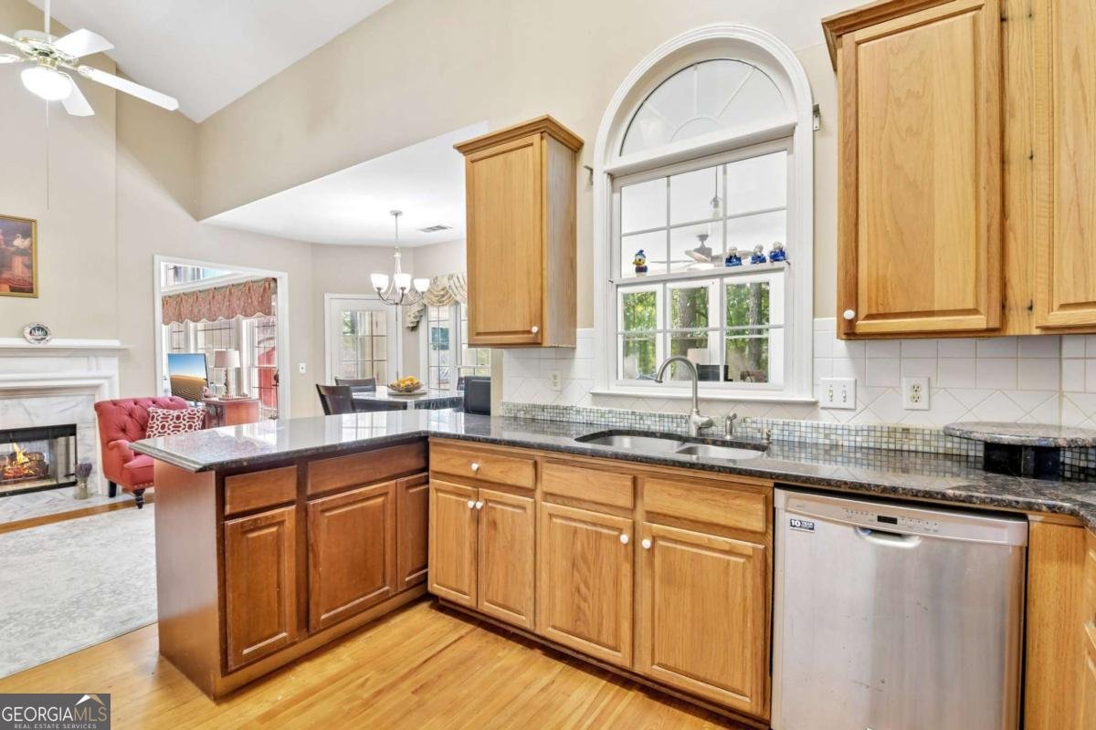 1468 Grovehurst Drive Marietta - Photo 9