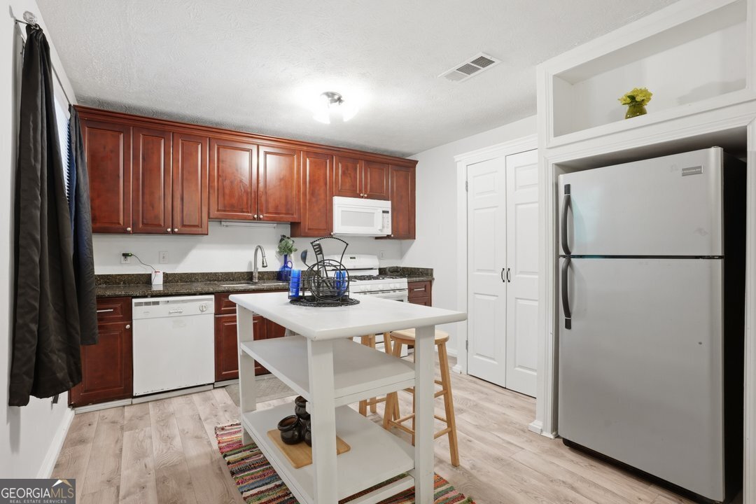 2934 Bicentennial Drive Stone Mountain - Photo 7