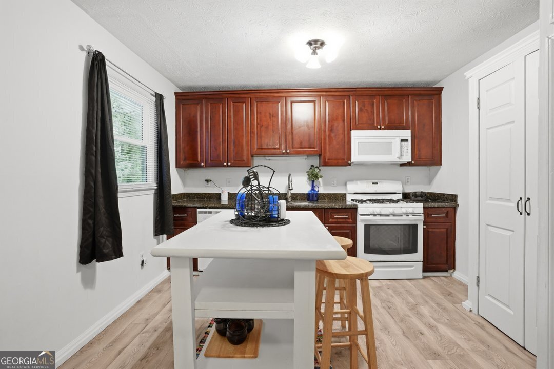 2934 Bicentennial Drive Stone Mountain - Photo 8