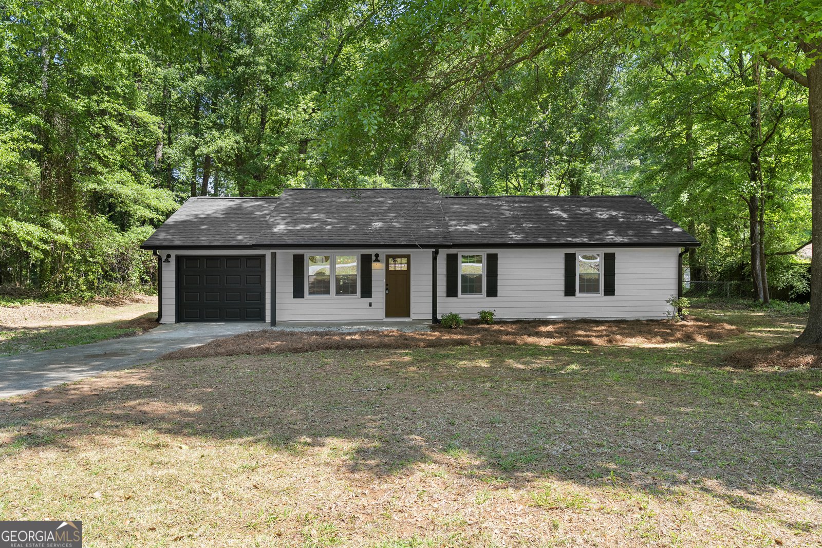 850 King Drive Conyers - Photo 1