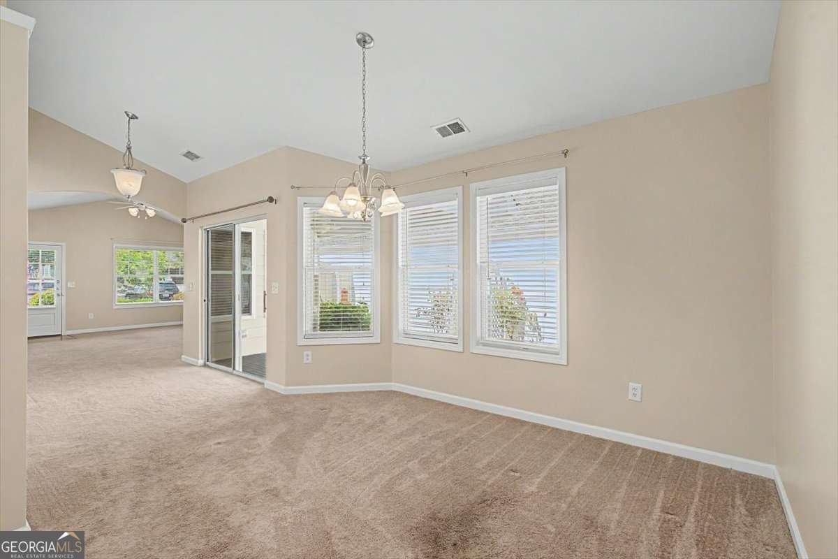 516 Arden Close Woodstock - Photo 10