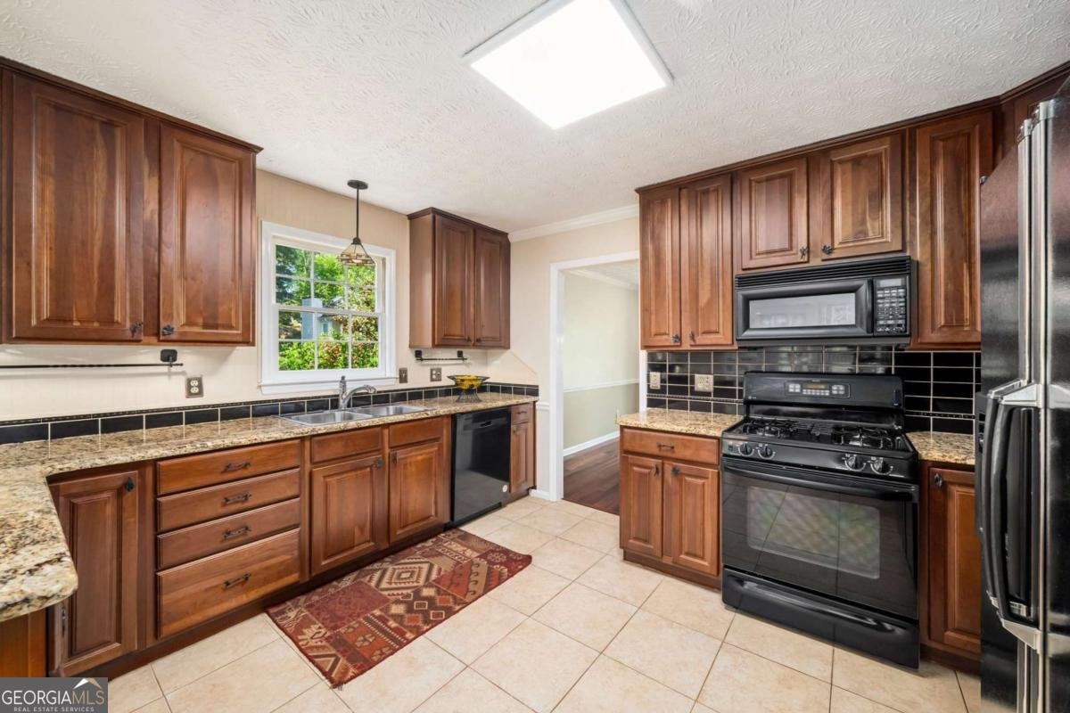 166 Plantation Trace Woodstock - Photo 7