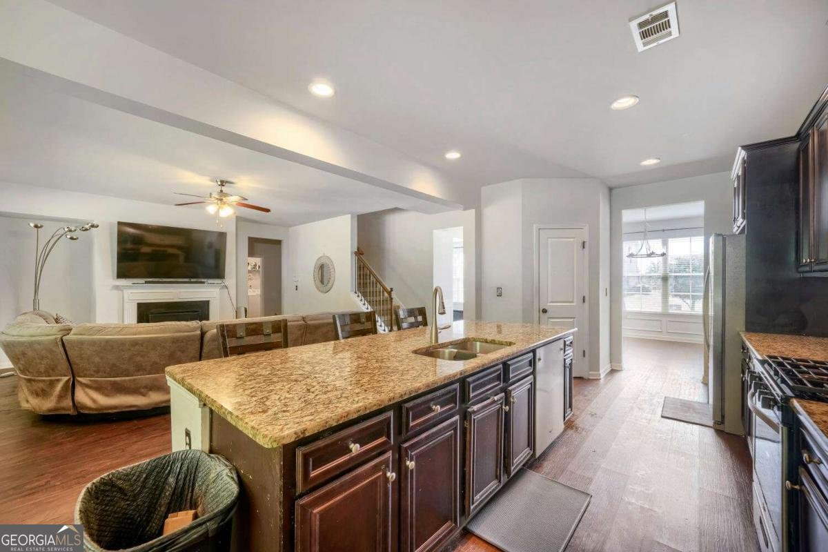 445 Piedmont Circle Covington - Photo 12