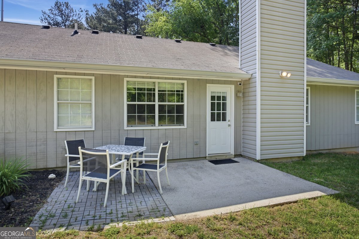 684 Mills Drive Covington - Photo 8