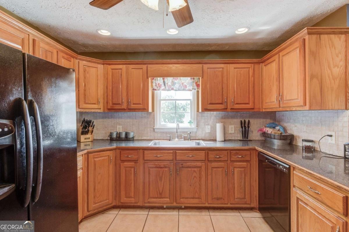 204 Angie Way Bethlehem - Photo 14