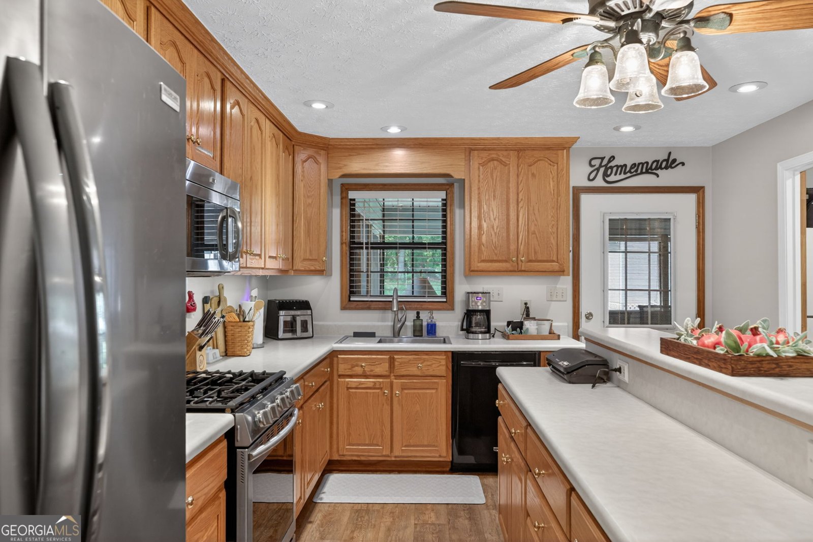 4301 Cades Cove Drive Austell - Photo 13