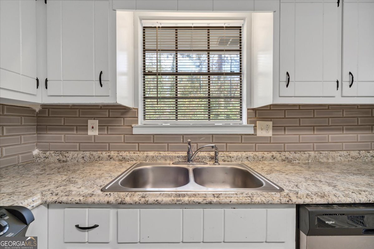 1505 Diplomat Drive Riverdale - Photo 16