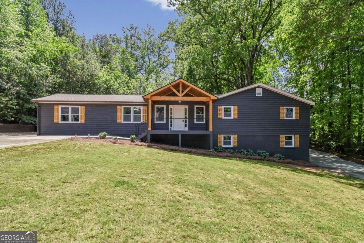 123 Trickum Hills Drive Woodstock - Photo 1