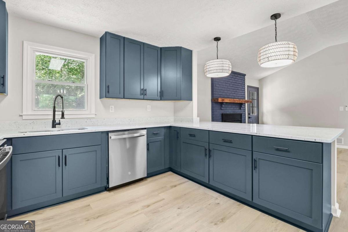 123 Trickum Hills Drive Woodstock - Photo 12