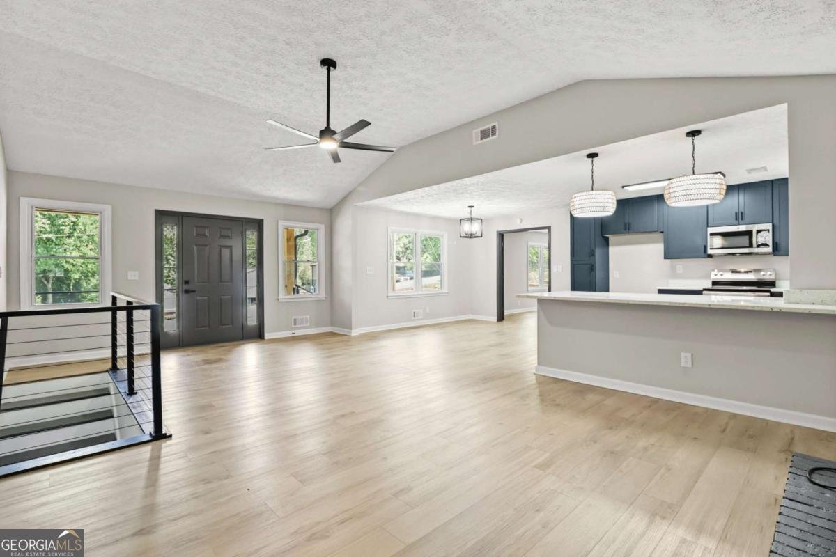 123 Trickum Hills Drive Woodstock - Photo 9