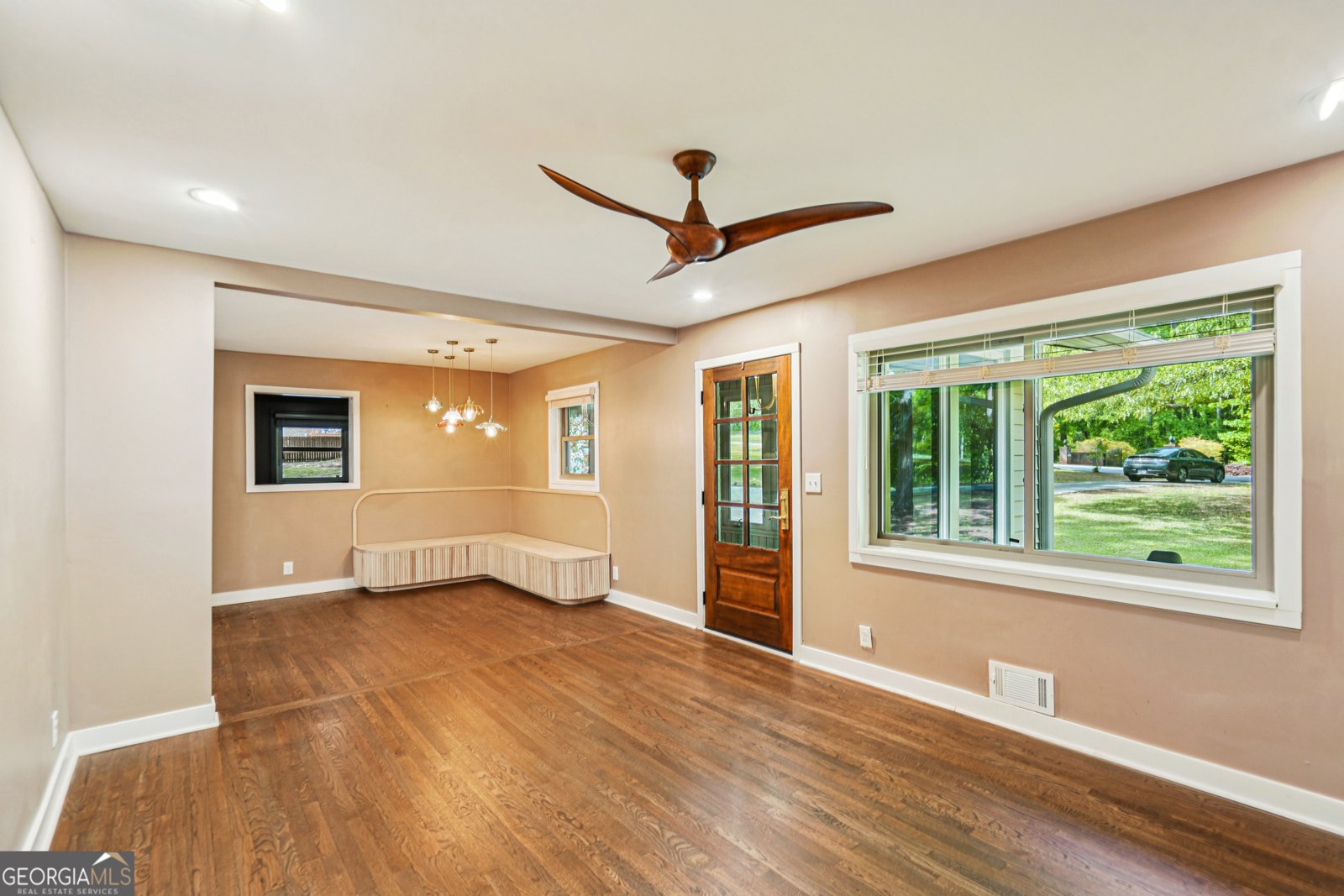 1679 Seayes Road Mableton - Photo 7