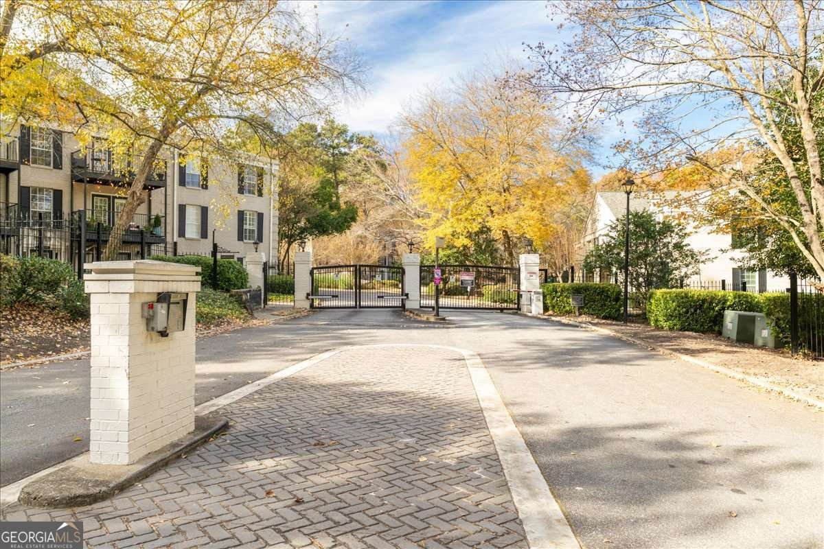 3470 Essex Avenue Atlanta - Photo 1