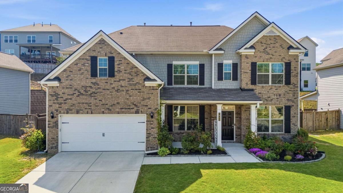 7945 Bristol Valley Drive Cumming - Photo 1