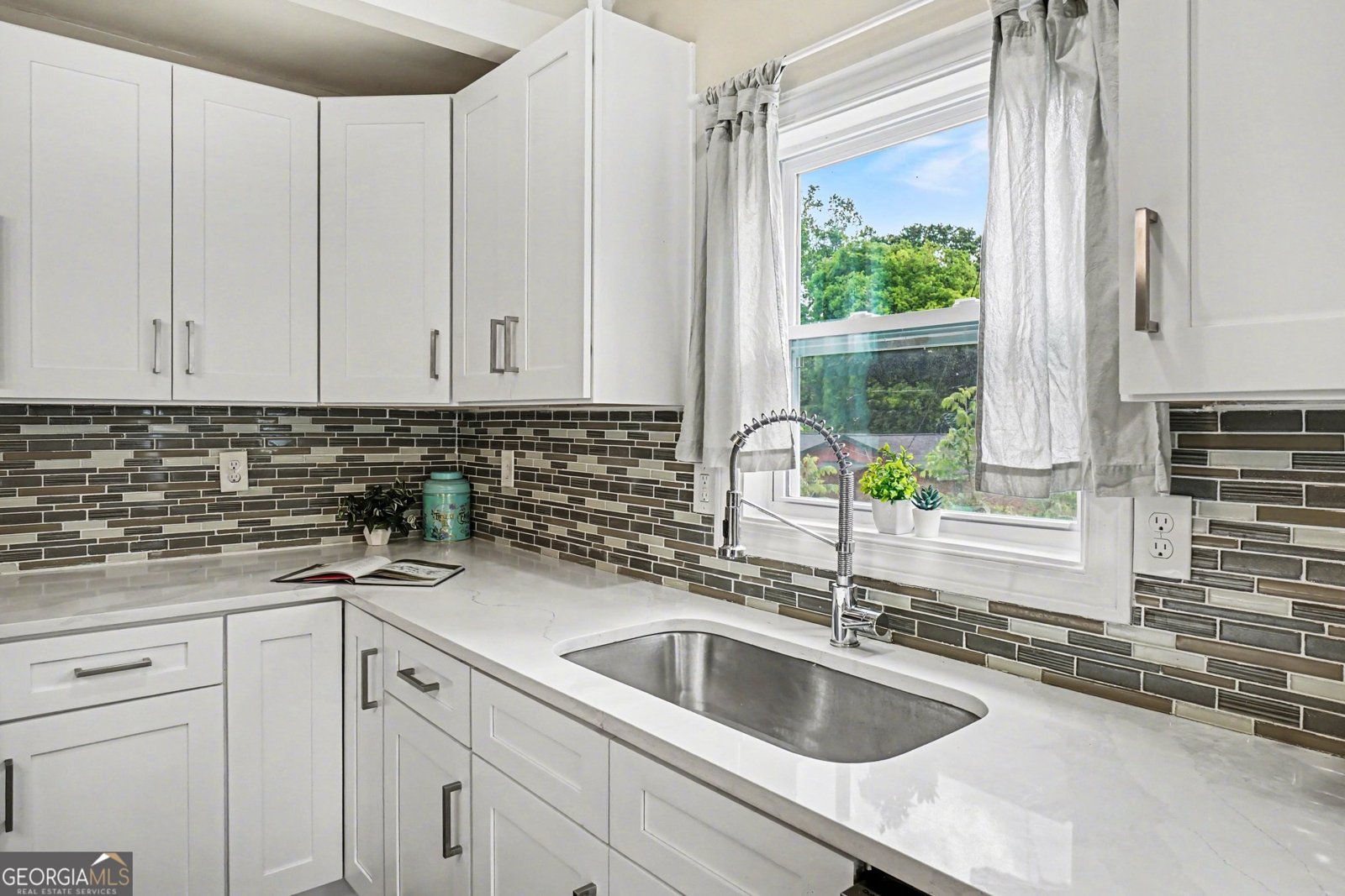 2074 Morehouse Drive Atlanta - Photo 7