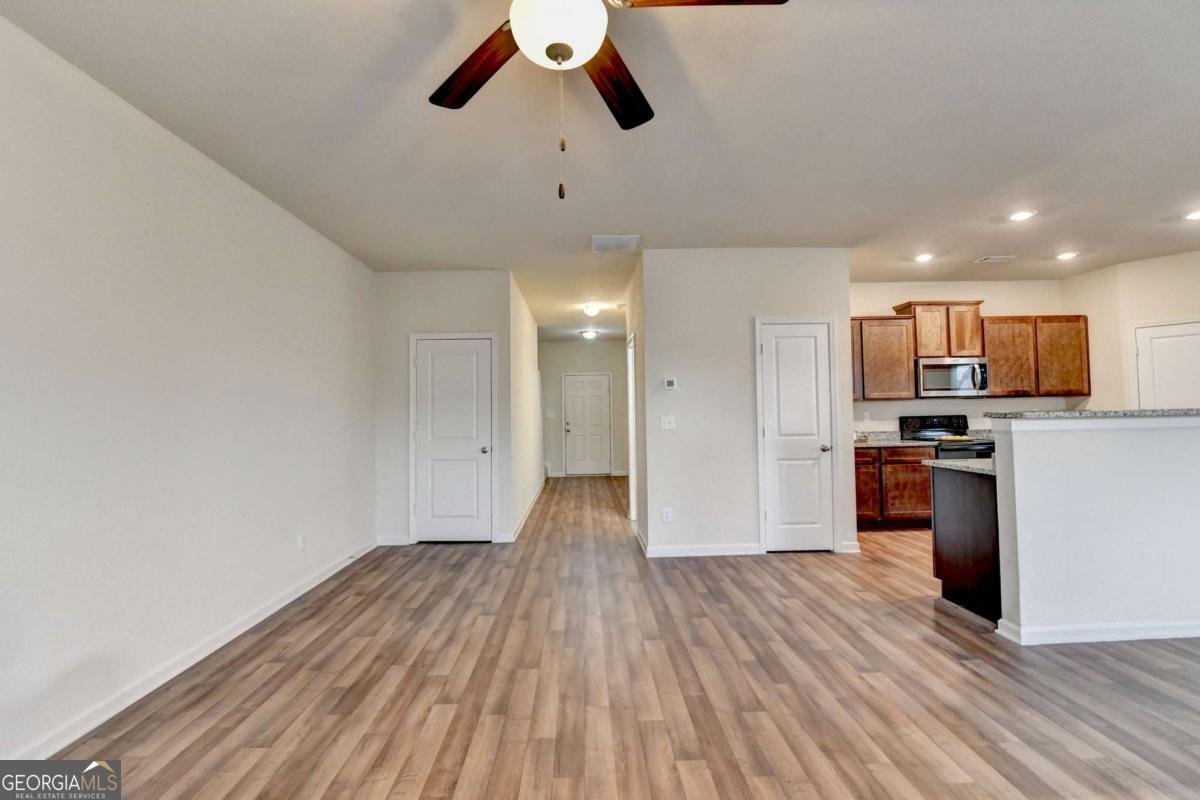 811 Independence Avenue Pendergrass - Photo 11