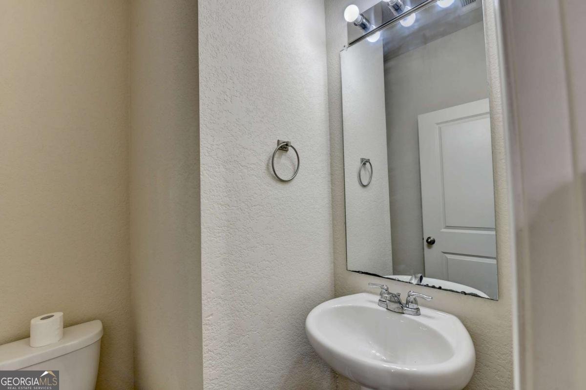 811 Independence Avenue Pendergrass - Photo 8