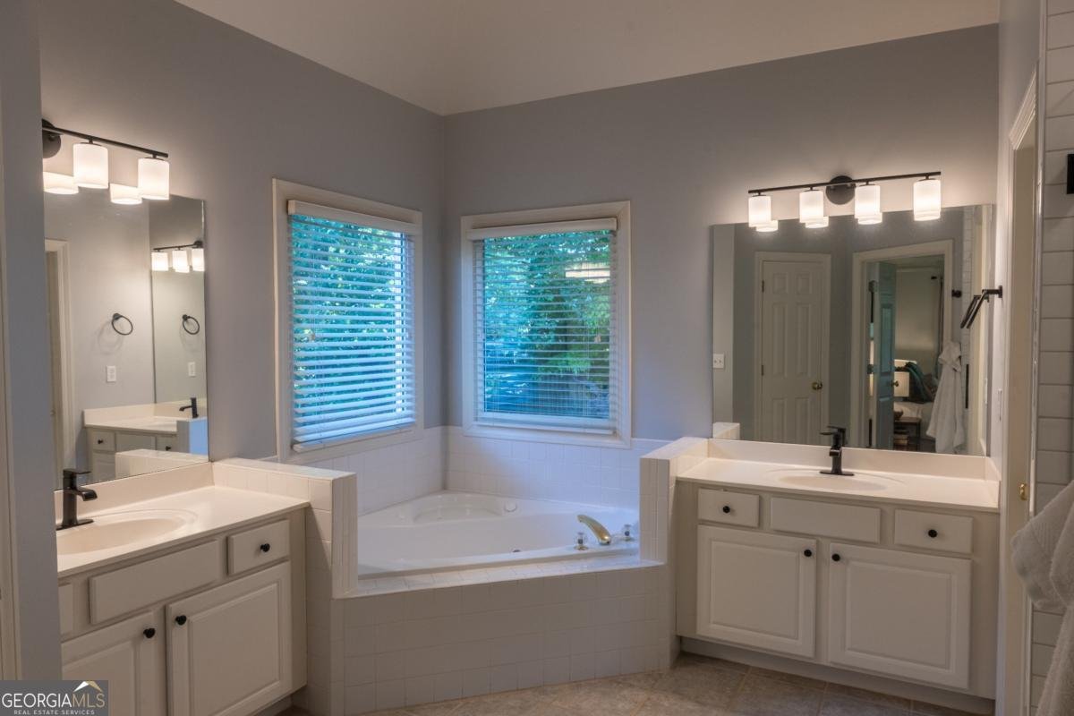 2139 Mauldin St NW Atlanta - Photo 9