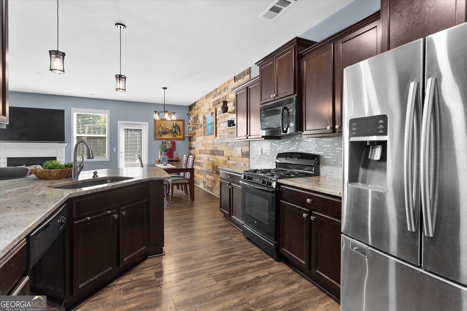 222 Bobbie Way Woodstock - Photo 17