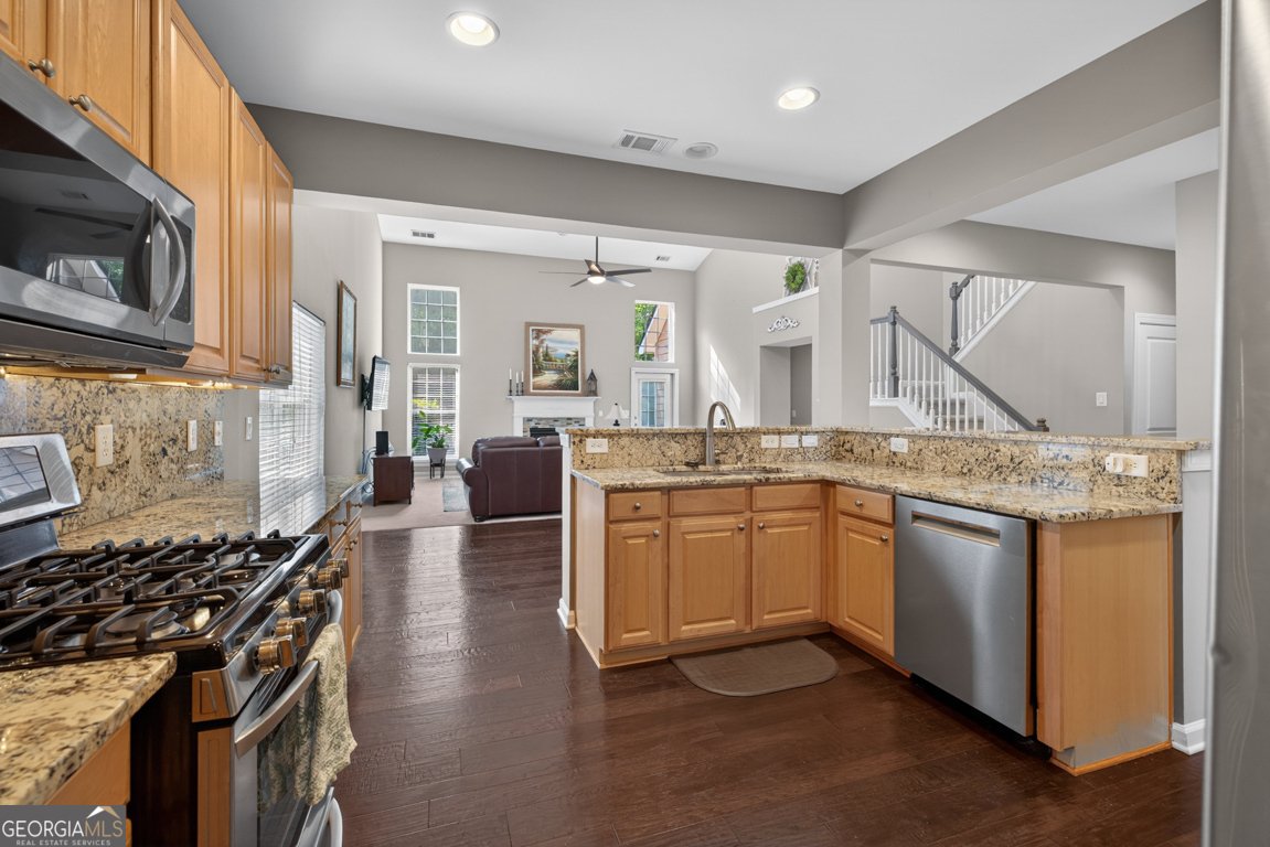 7852 Keepsake Lane Flowery Branch - Photo 12