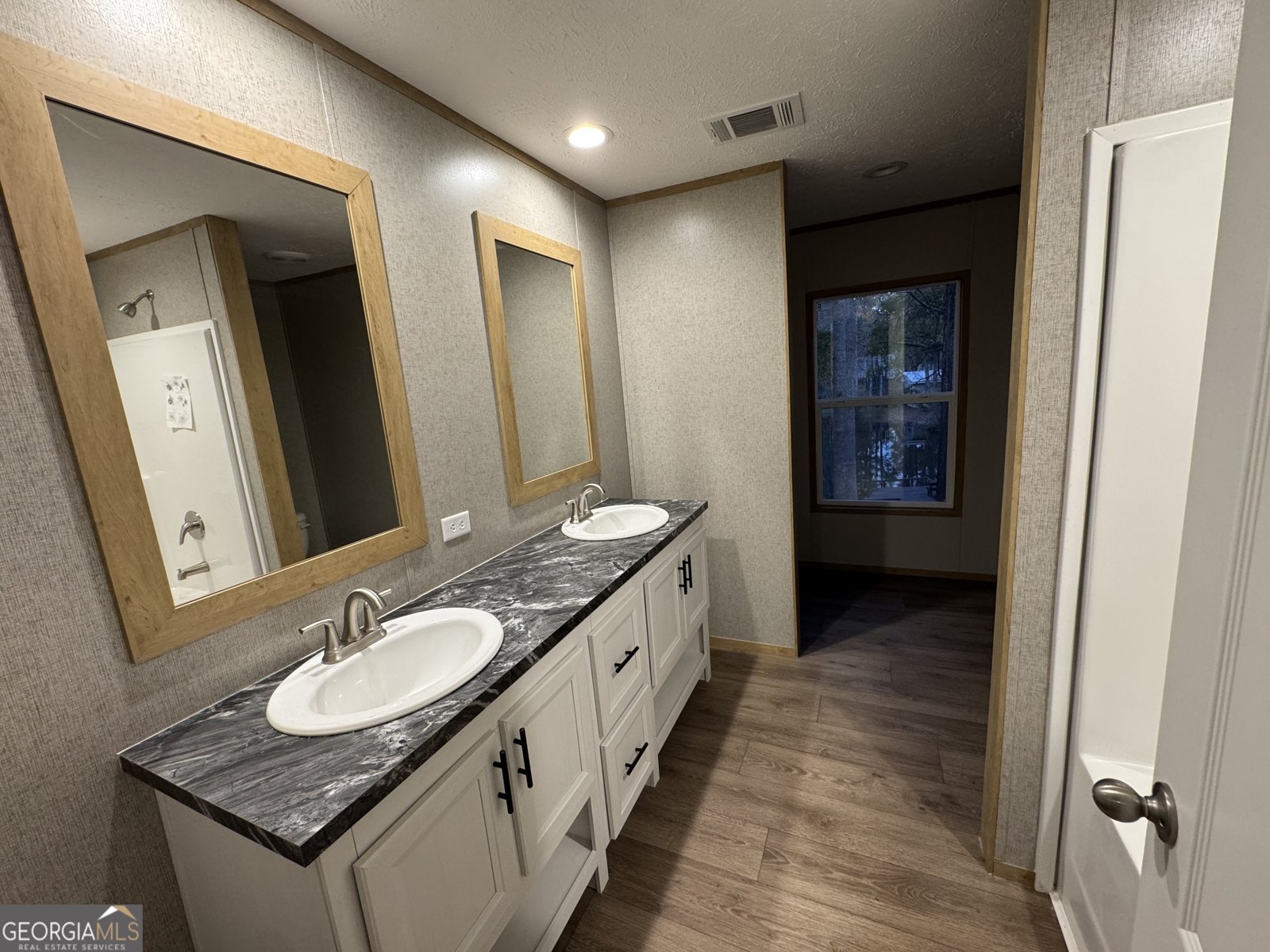 215 Poplar Circle West Point - Photo 9