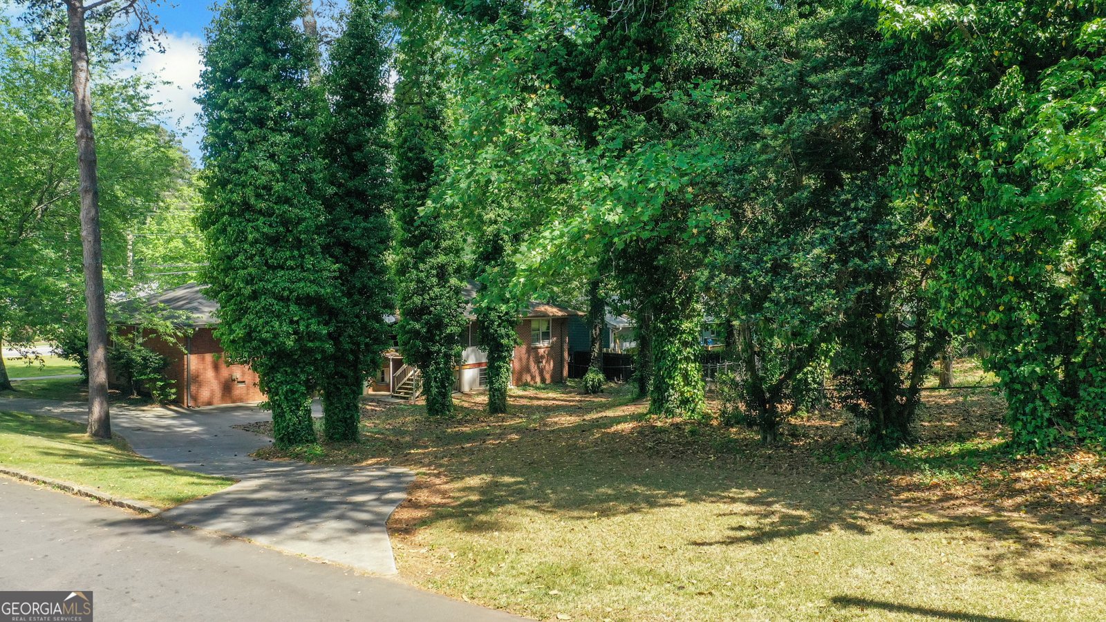 1421 Nerine Circle Dunwoody - Photo 32