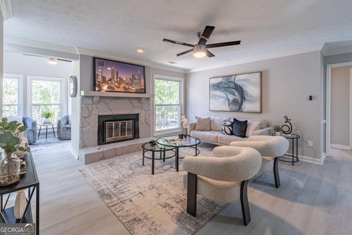 1103 Lake Pointe Circle Roswell - Photo 12