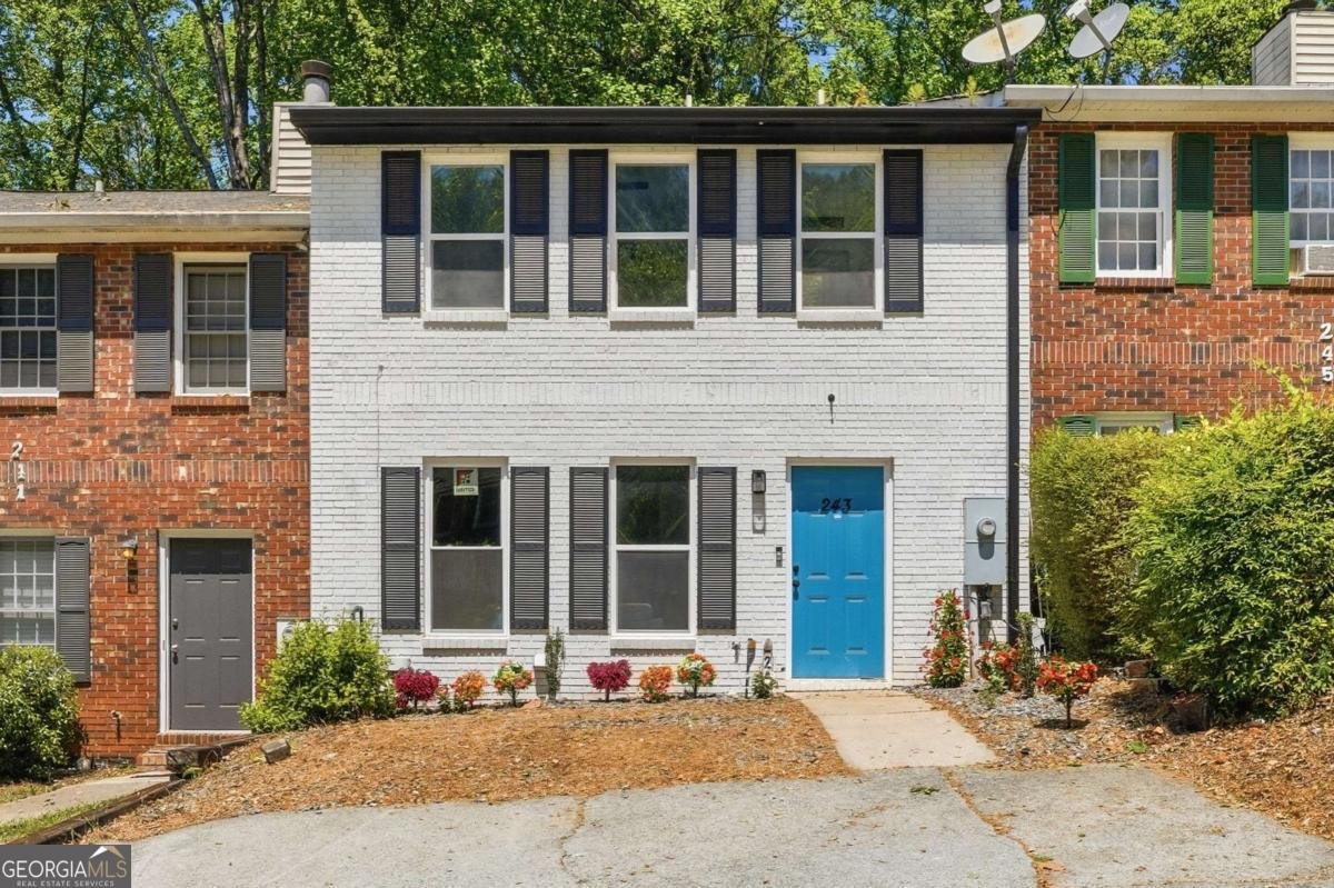 243 Timber Creek Lane Marietta - Photo 1