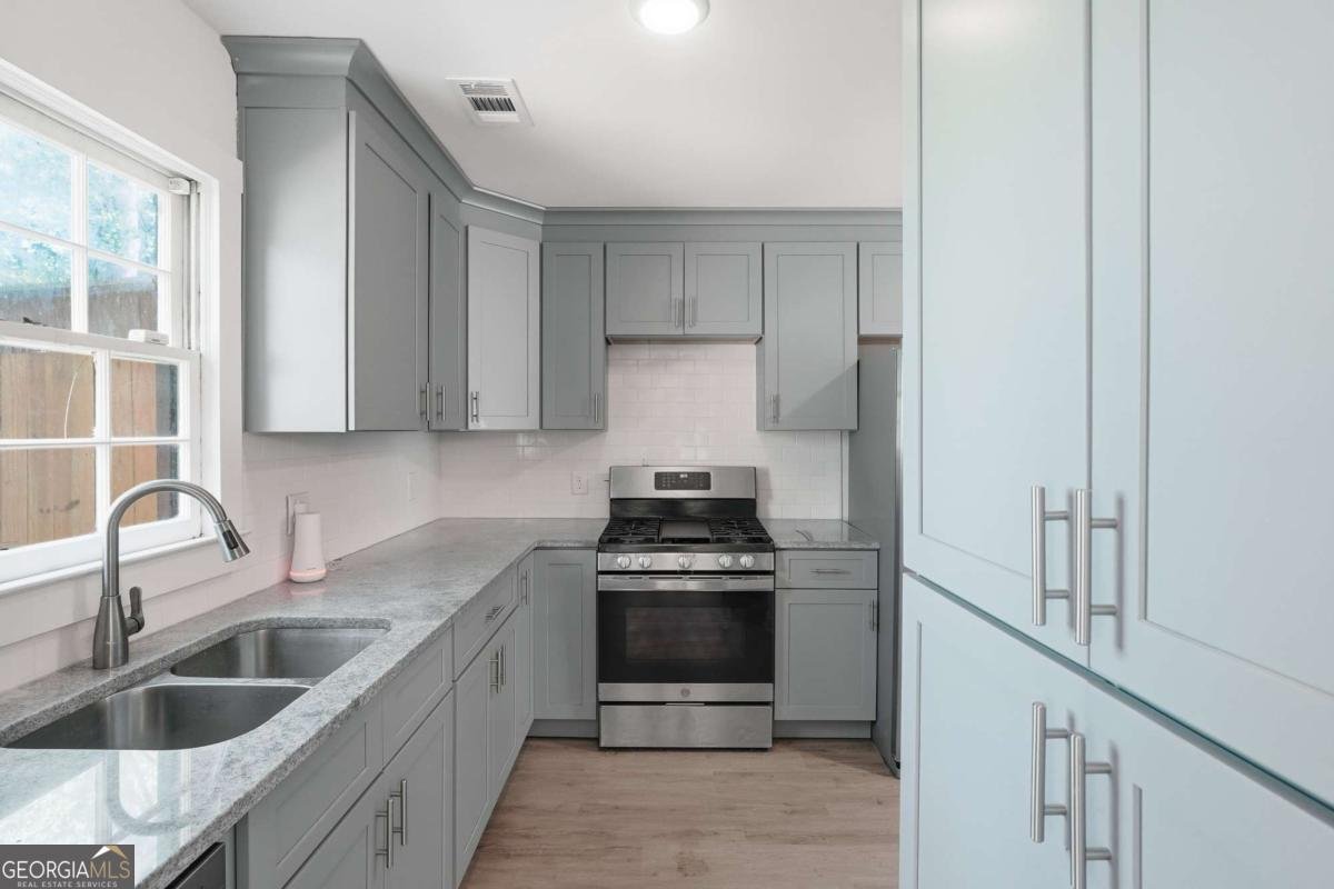 243 Timber Creek Lane Marietta - Photo 10