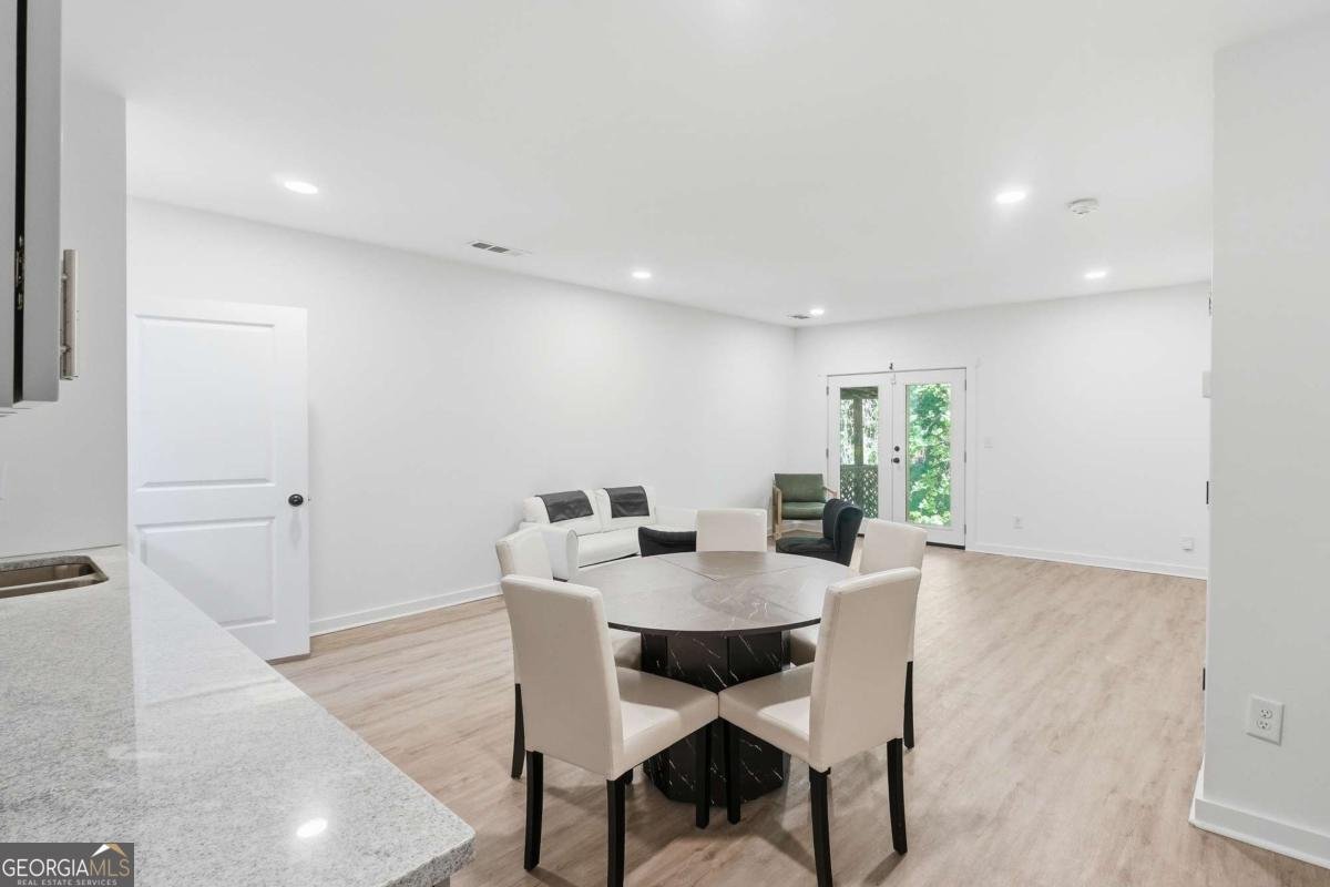 243 Timber Creek Lane Marietta - Photo 17