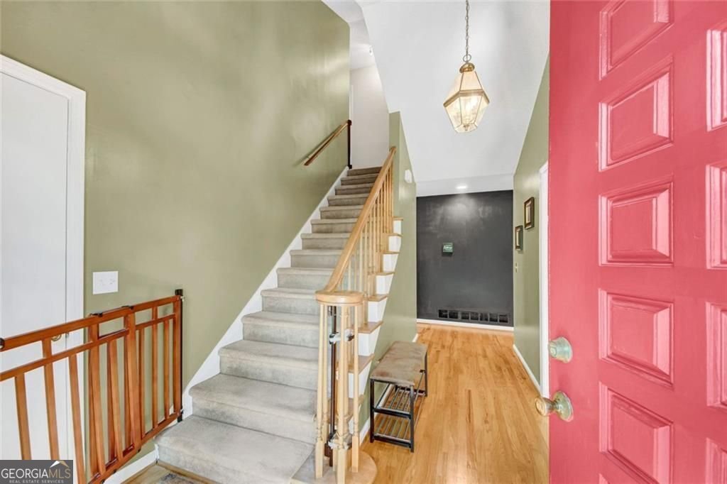 5080 Nesbit Ferry Lane Sandy Springs - Photo 6