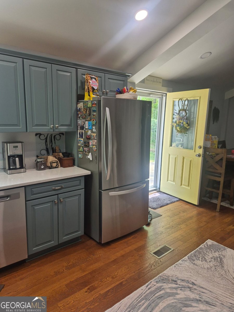 6663 Claude Parks Road Murrayville - Photo 8