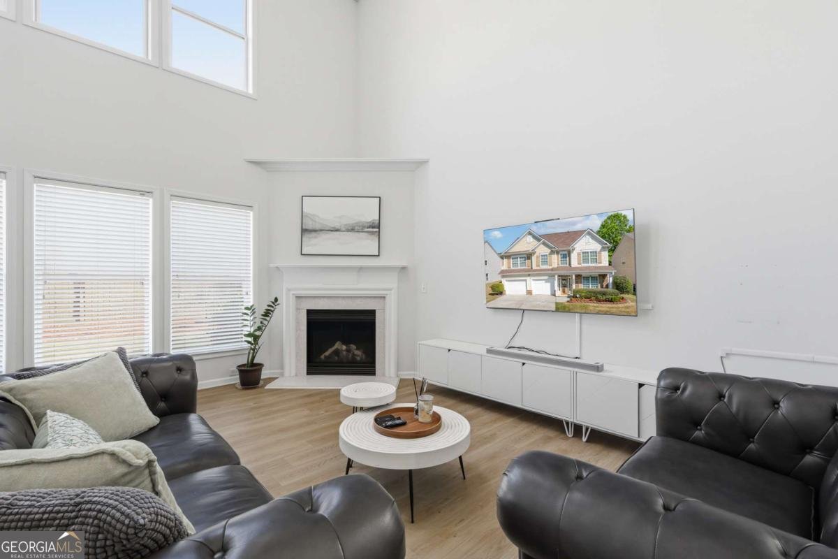 2252 Jasmine Glenn Drive Buford - Photo 7