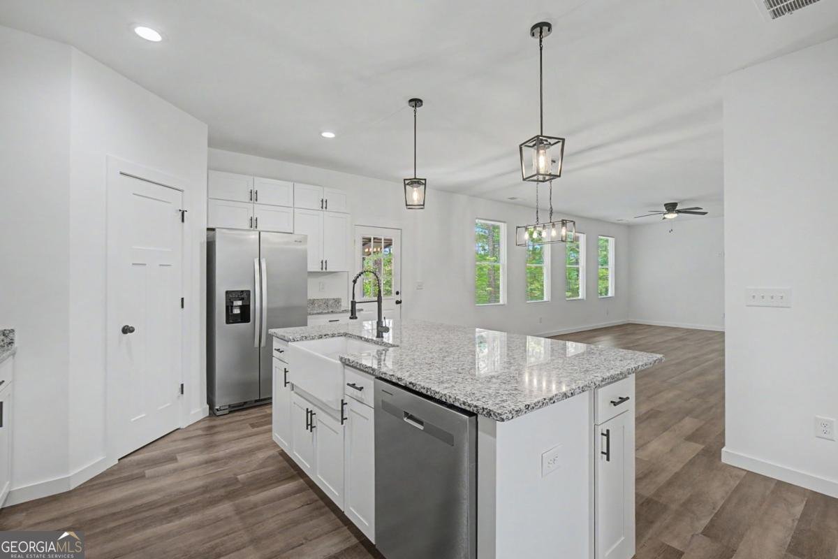 24 Rocky Circle White - Photo 12